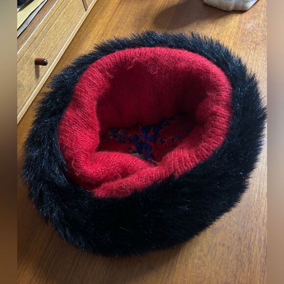 ARIS Vintage Hat & Scarf Set